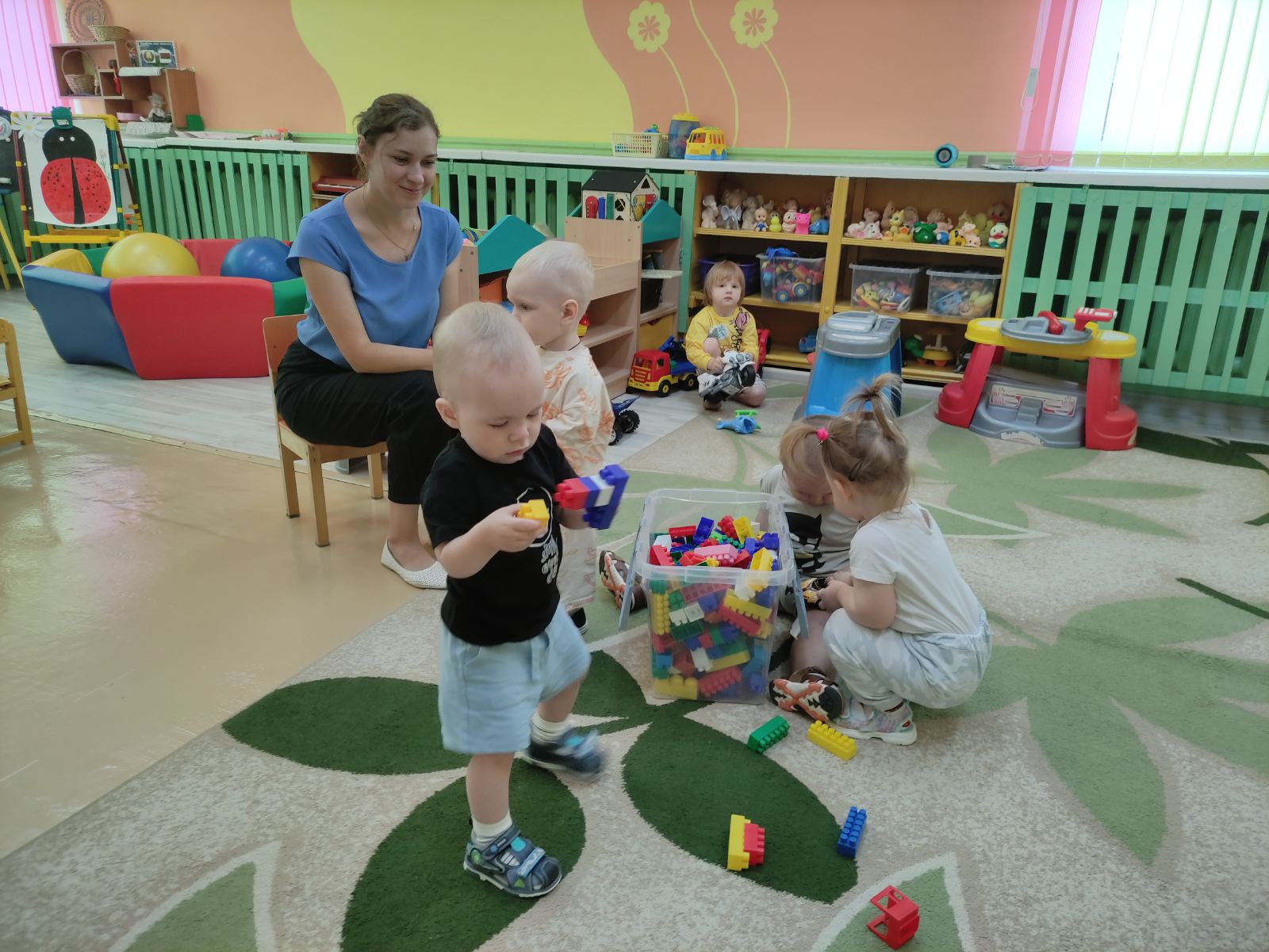 Первый раз в детский сад. 