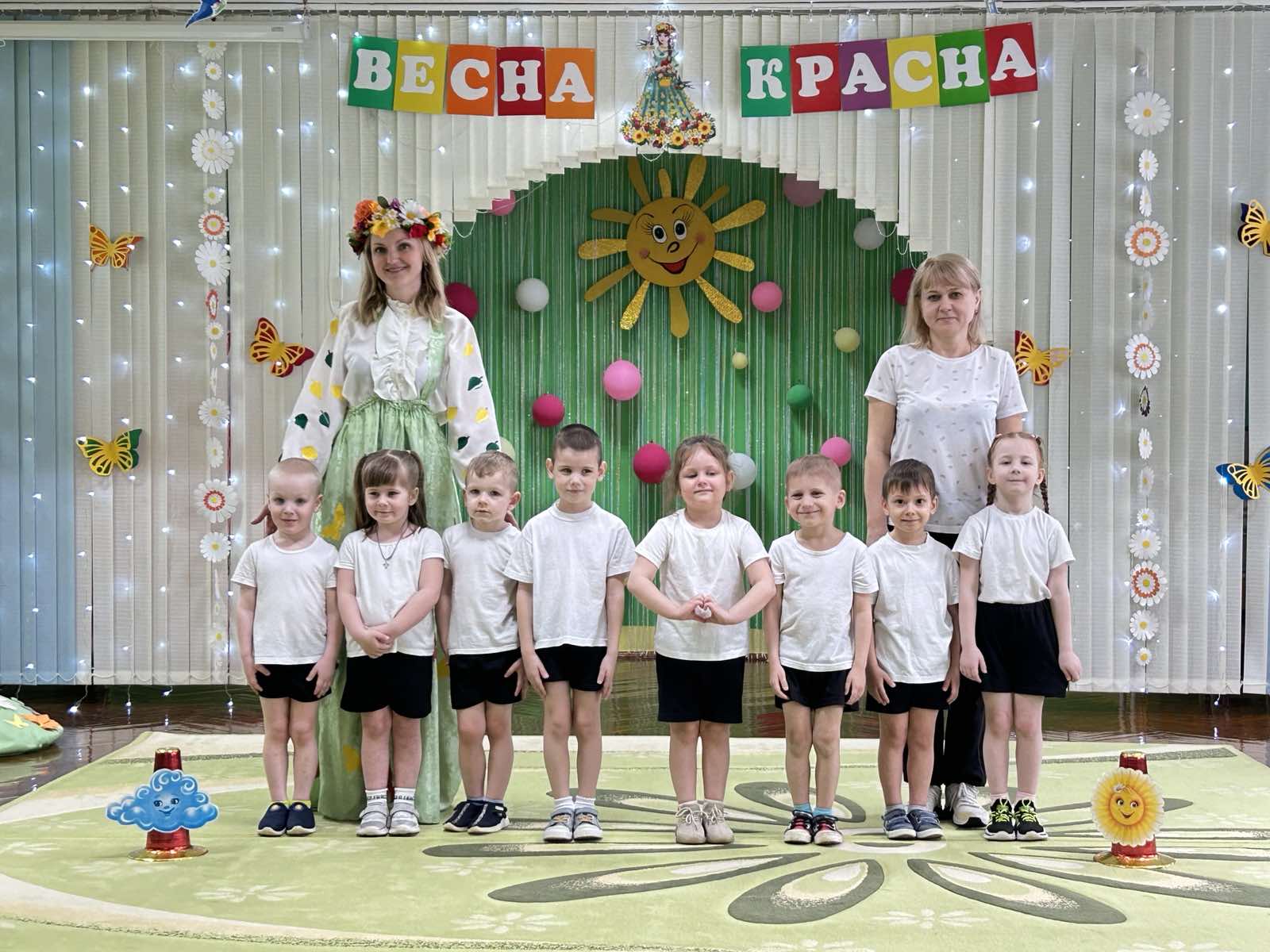Физкультурный досуг Весна-красна в гостях у ребят из средней группы